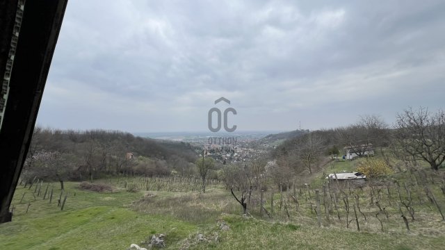Eladó mezogazdasagi ingatlan, Szekszárdon 4.5 M Ft, 2 szobás