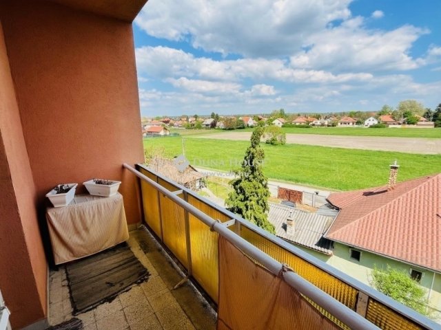 Eladó téglalakás, Monoron 45 M Ft, 2 szobás