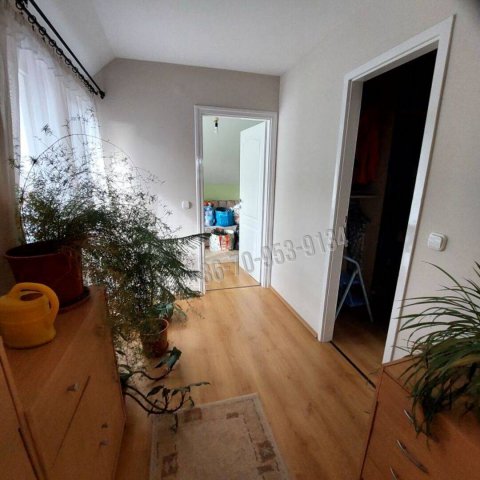 Eladó családi ház, Keszthelyen 119 M Ft, 5+2 szobás
