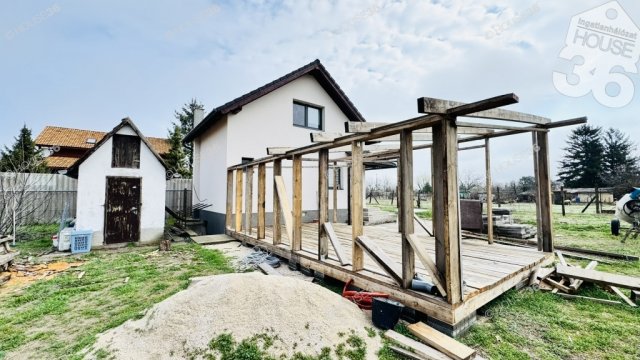 Eladó családi ház, Kecskeméten 29.9 M Ft, 2 szobás