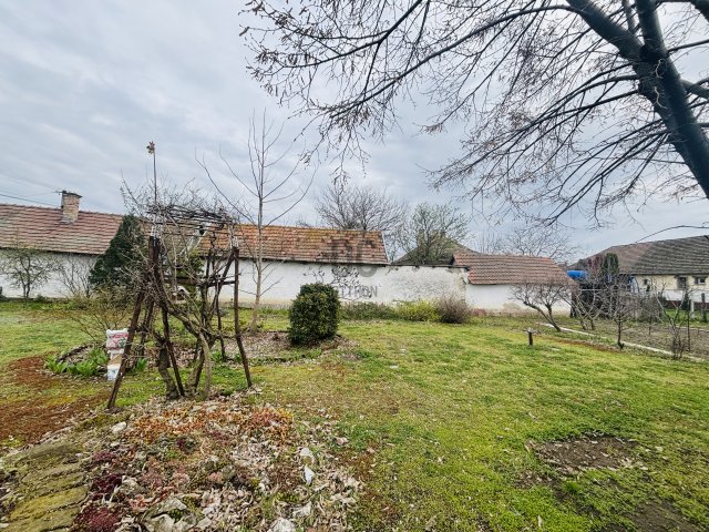 Eladó telek, Cegléden 14.5 M Ft / költözzbe.hu
