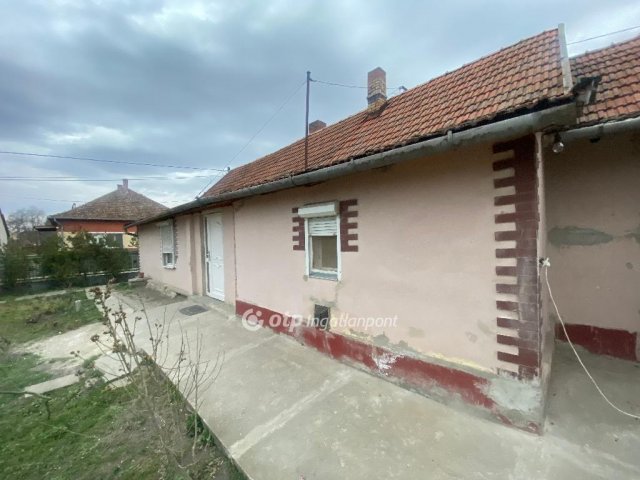 Eladó családi ház, Jászalsószentgyörgyon 14.99 M Ft