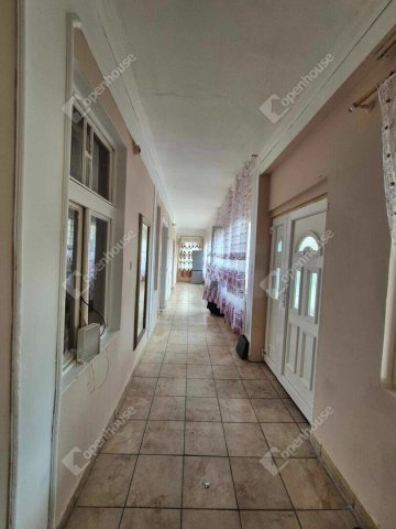 Eladó családi ház, Pilisen 46 M Ft, 6 szobás