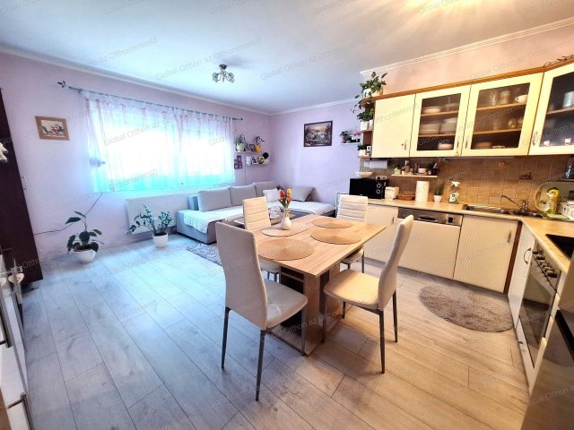 Eladó téglalakás, Mosonmagyaróváron 54.9 M Ft