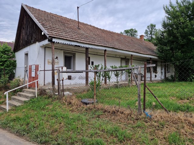 Eladó családi ház, Bényén 25 M Ft, 3 szobás