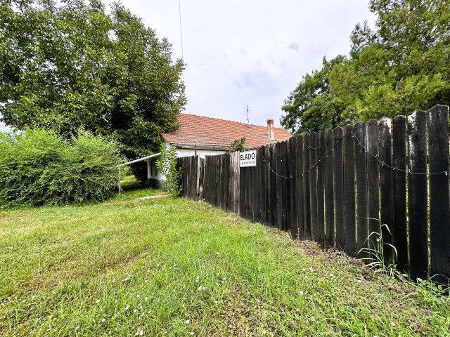 Eladó családi ház, Kunágotán 3.5 M Ft, 3 szobás