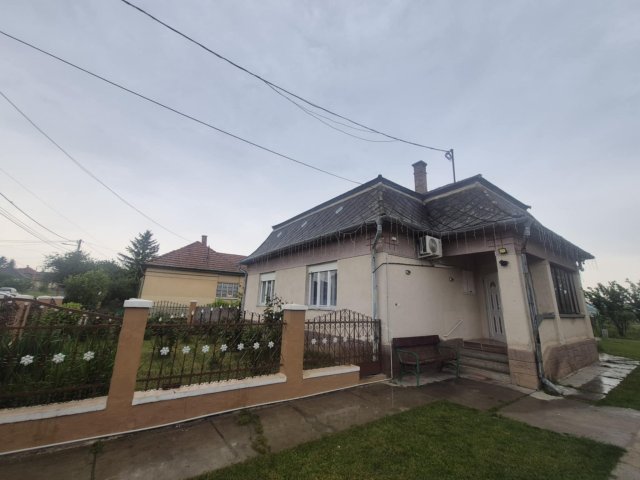 Eladó családi ház, Kállón 31.5 M Ft, 3 szobás