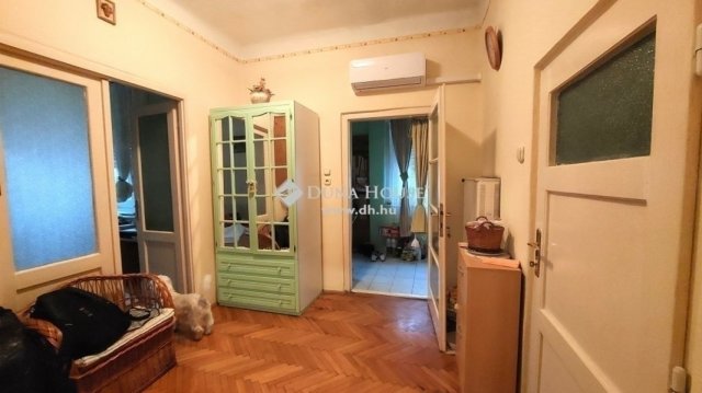 Eladó családi ház, Budapesten, XVIII. kerületben 79.9 M Ft