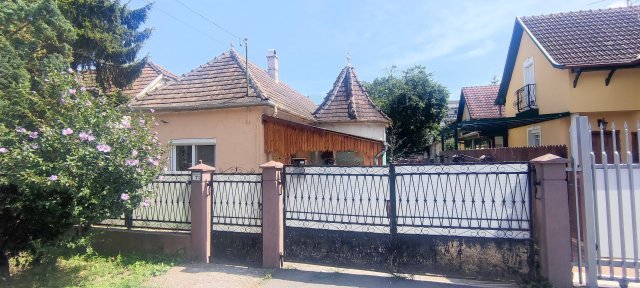 Eladó családi ház, Érden 64.9 M Ft, 3 szobás