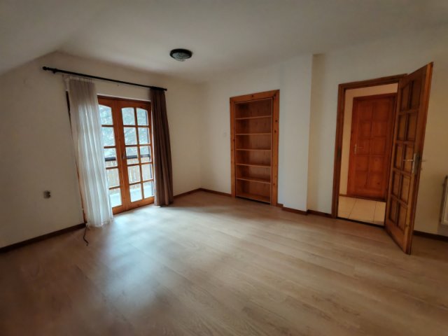 Kiadó családi ház, albérlet, Nagykovácsiban 665 E Ft / hó