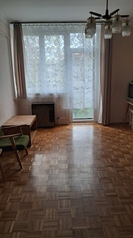 Kiadó téglalakás, albérlet, Szolnokon 120 E Ft / hó, 1+1 szobás