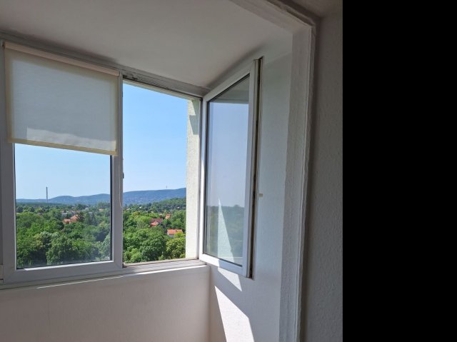 Eladó panellakás, Budapesten, III. kerületben, Szindbád utcában