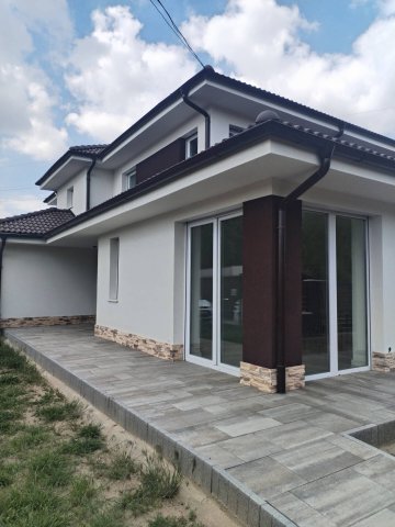 Eladó ikerház, Gödön 110 M Ft, 4 szobás / költözzbe.hu