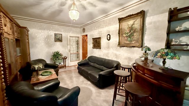 Eladó téglalakás, Szegeden 48 M Ft, 2 szobás
