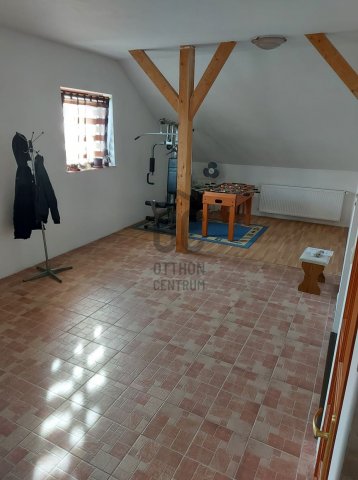 Eladó családi ház, Gödön 98.99 M Ft, 7 szobás
