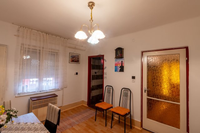 Eladó családi ház, Sárosdon 26.9 M Ft, 3 szobás