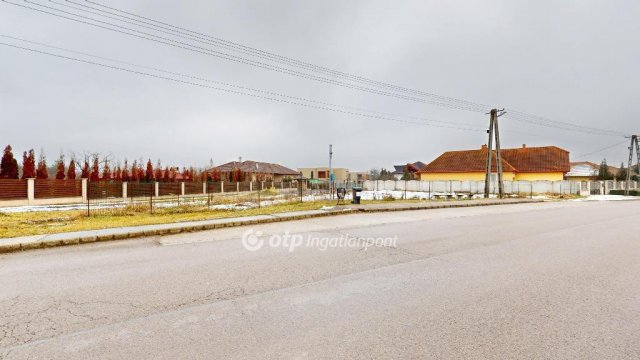 Eladó telek, Egerben 15 M Ft / költözzbe.hu