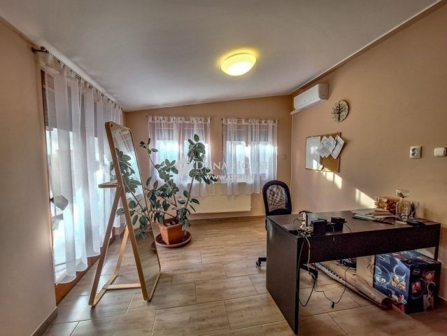 Eladó családi ház, Gyömrőn 74.99 M Ft, 3 szobás