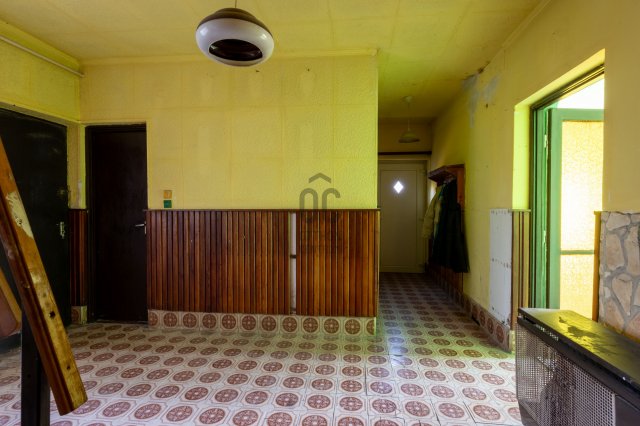 Eladó családi ház, Velencén 81.5 M Ft, 3 szobás