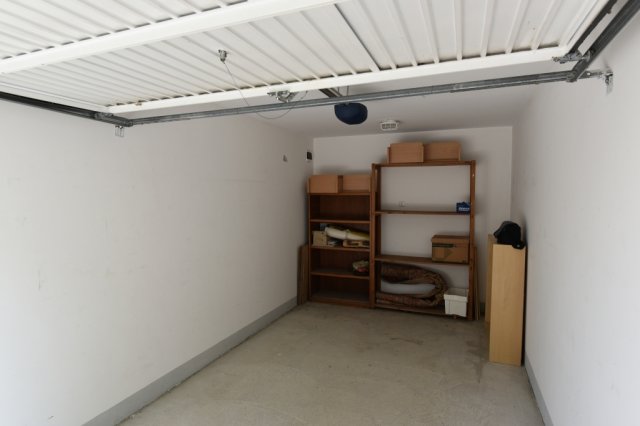 Kiadó garázs, Veszprémben 35 E Ft / hó / költözzbe.hu
