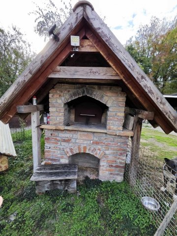 Eladó mezogazdasagi ingatlan, Bakonyán 249 M Ft, 8 szobás