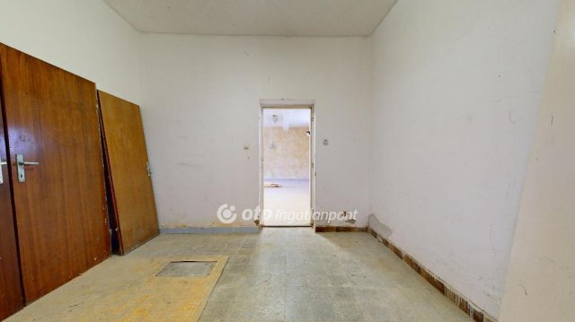 Eladó családi ház, Emődön 20.9 M Ft, 2 szobás