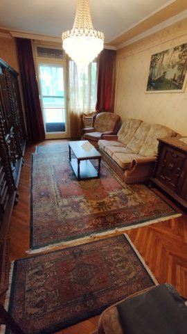 Eladó téglalakás, Szolnokon 27 M Ft, 3 szobás