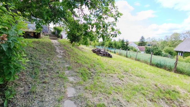 Eladó családi ház, Mohácson 59.9 M Ft, 5 szobás