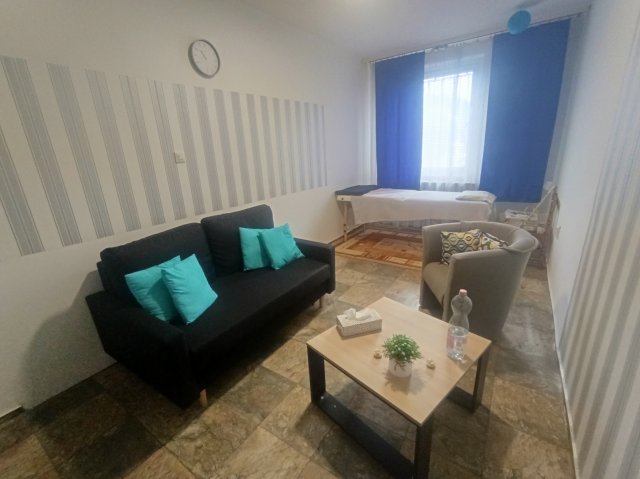 Eladó téglalakás, Komlón, Kossuth Lajos utcában 24.9 M Ft
