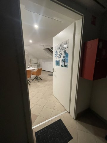 Kiadó iroda, Székesfehérvárott 105 E Ft / hó, 1 szobás