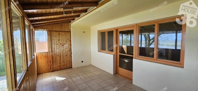 Eladó családi ház, Kulcson 26.4 M Ft, 2 szobás