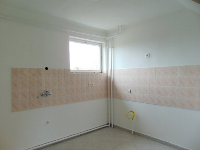Eladó családi ház, Gárdonyban 77.9 M Ft, 5 szobás