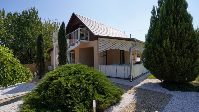 Eladó családi ház, Szajolon 90 M Ft / költözzbe.hu