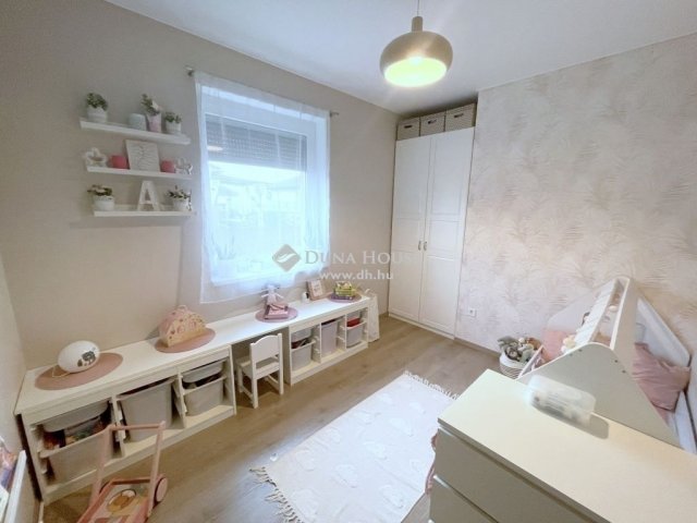 Eladó családi ház, Kecskeméten 87.9 M Ft, 4 szobás