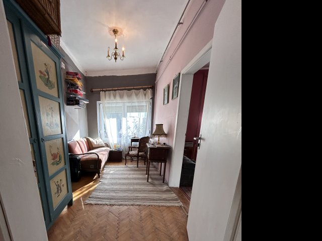 Eladó családi ház, Bátaszéken 24.99 M Ft, 4 szobás