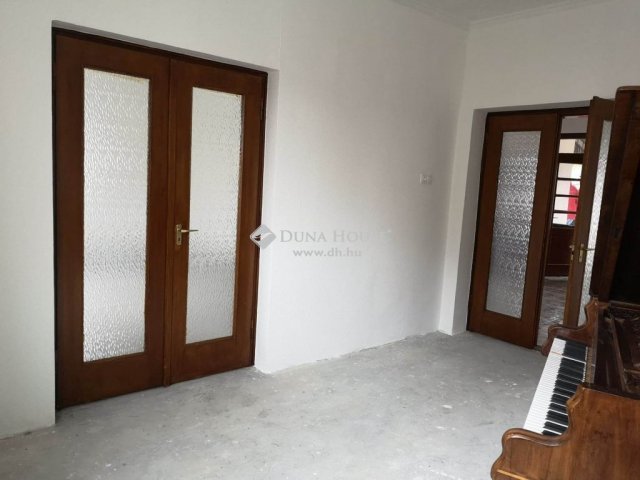 Eladó családi ház, Csurgón 89 M Ft, 4 szobás