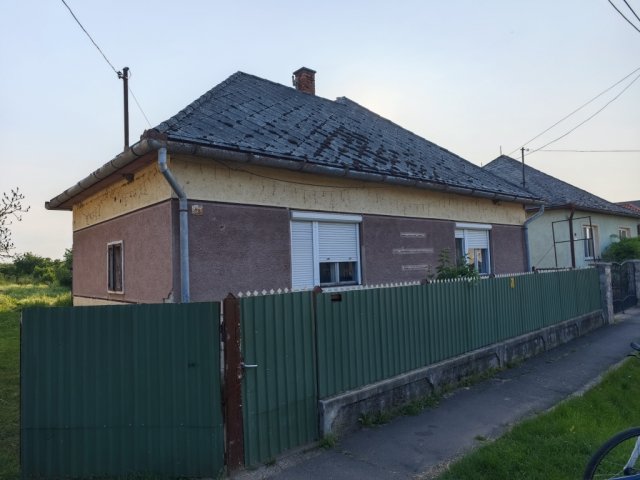 Eladó családi ház, Olcsván 9.5 M Ft, 3 szobás