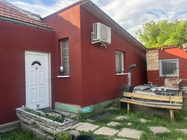 Eladó családi ház, Martonvásáron 75 M Ft, 4 szobás