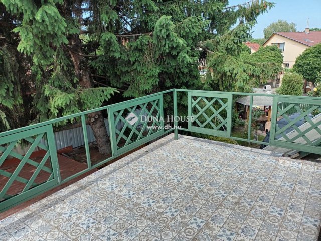 Eladó családi ház, Budapesten, X. kerületben 109 M Ft, 6 szobás
