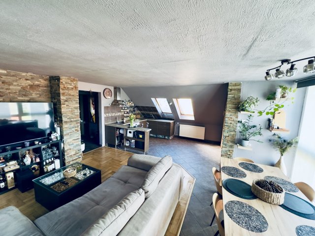Eladó családi ház, Fóton 159 M Ft, 6+1 szobás