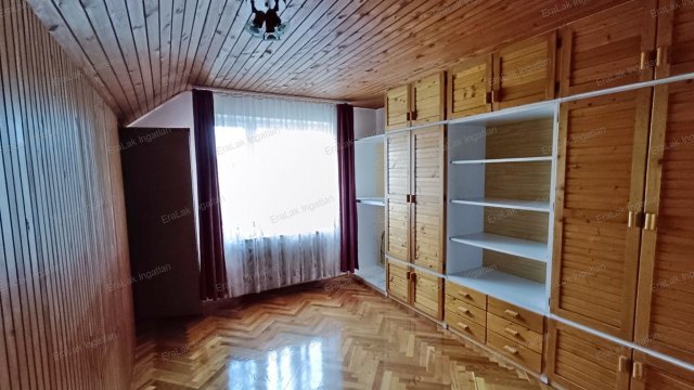 Eladó családi ház, Győrött 118 M Ft, 4 szobás