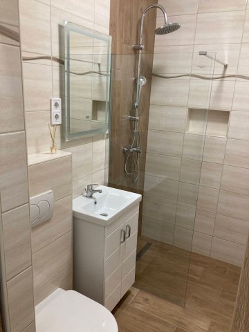Kiadó téglalakás, albérlet, Tatabányán 195 E Ft / hó