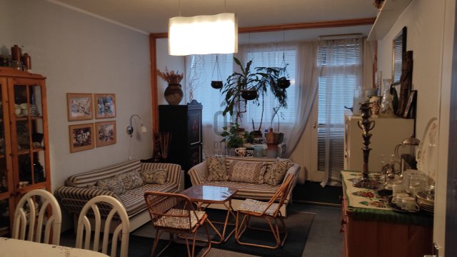 Kiadó téglalakás, albérlet, Egerben 220 E Ft / hó, 4 szobás
