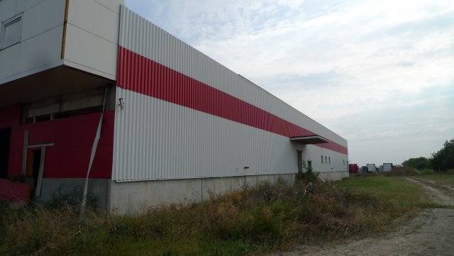 Eladó ipari ingatlan, Szigetszentmiklóson 800 M Ft