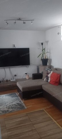 Eladó családi ház, Törökszentmiklóson 21 M Ft, 2 szobás