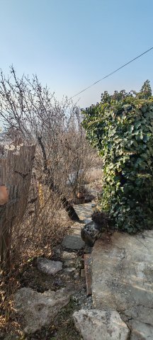 Eladó nyaraló, Budaörsön 29 M Ft, 2 szobás