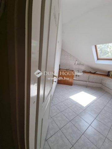 Eladó téglalakás, Budapesten, XXI. kerületben 80 M Ft, 3 szobás