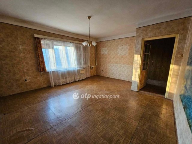 Eladó sorház, Szolnokon 28.99 M Ft, 3 szobás