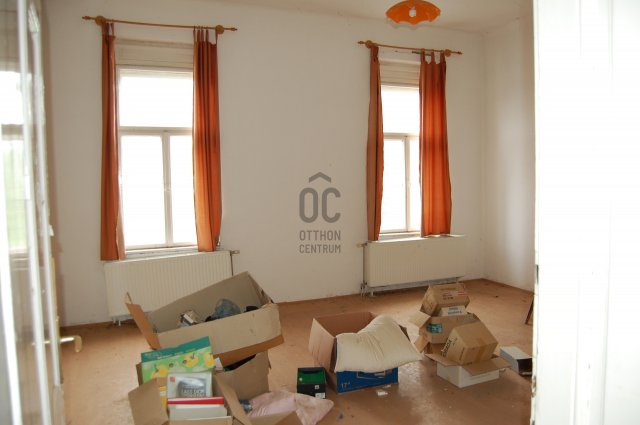 Eladó családi ház, Kőszegen 149 M Ft, 10 szobás