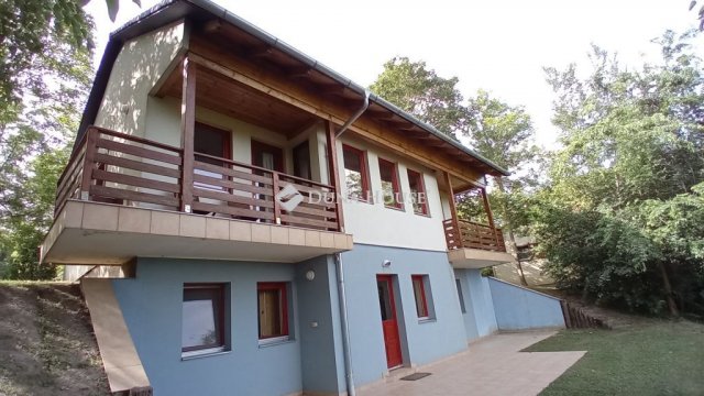 Eladó nyaraló, Szóládon 79 M Ft, 5 szobás